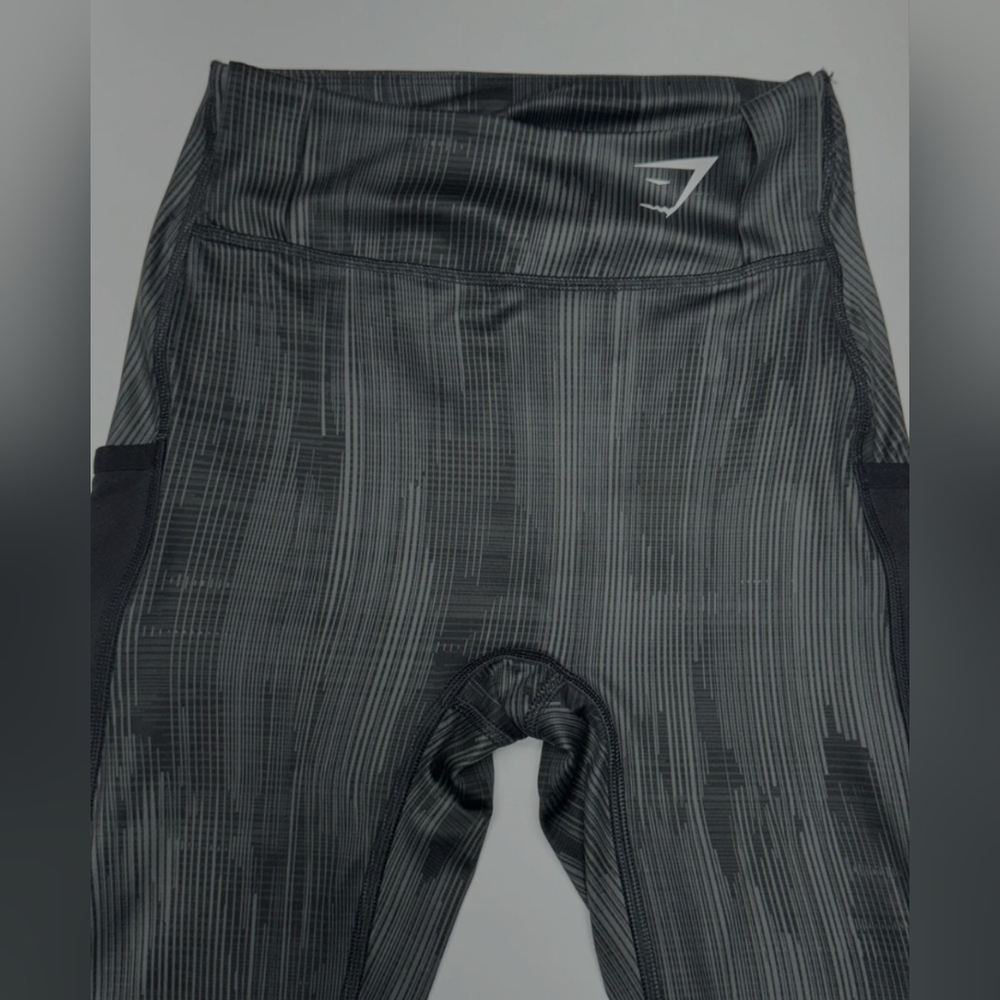 Gymshark Black Patterned Activeware Leggings Size… - image 5